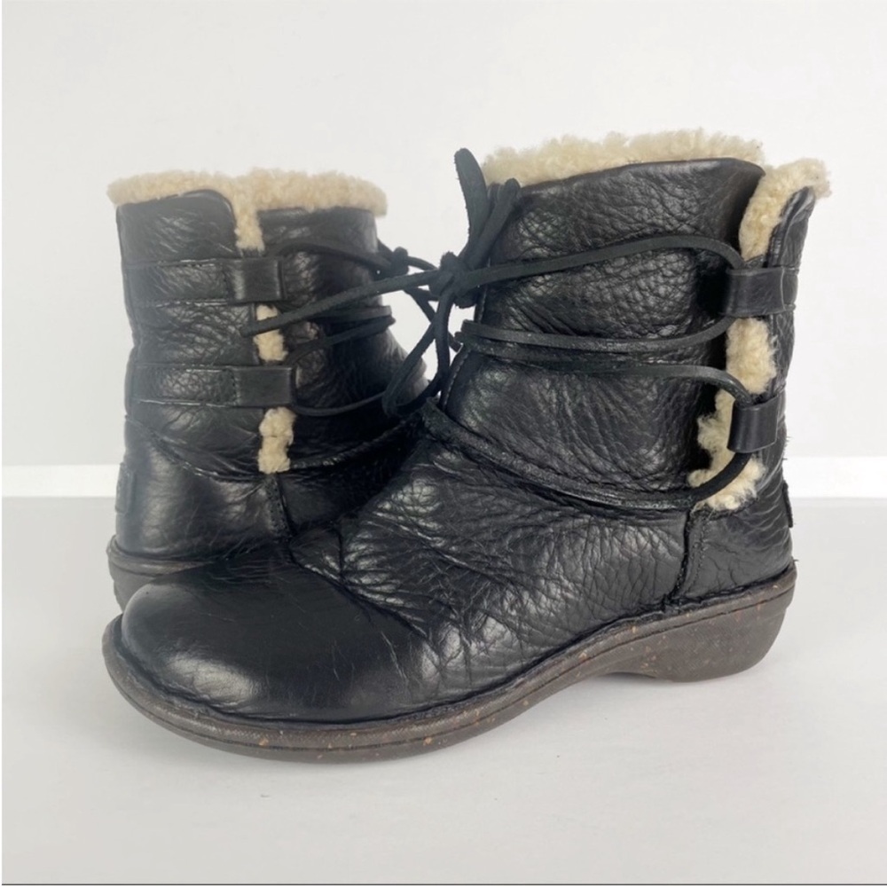 UGG Caspia Black Soft Leather Shearling Warm Cozy Ankle Boots